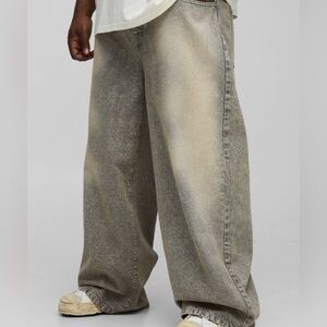 Boohoo Men's Relaxed Gray Jeans